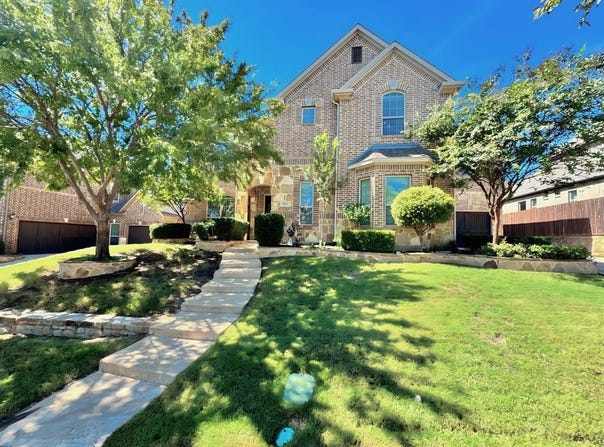 9829 Broiles Lane, Fort Worth, TX 76244