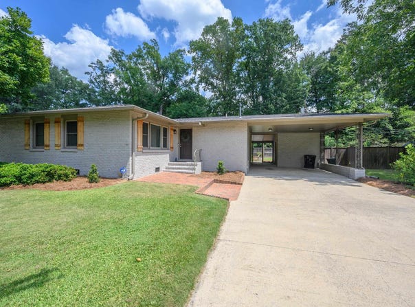4009 DOLLY RIDGE ROAD, VESTAVIA HILLS, AL 35243