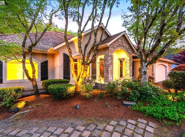 3430 BARRINGTON DR, West Linn, OR 97068
