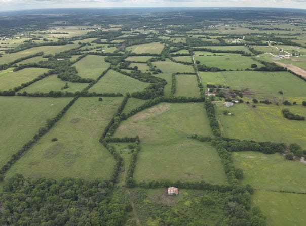 003 E 500 Road, Bolivar, MO 65613