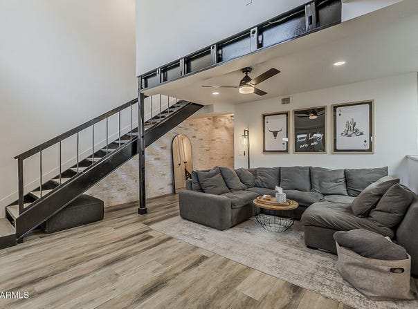 3136 N 38TH Street, Phoenix, AZ 85018