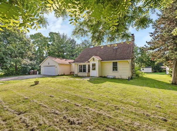 1819 Il Route 176, Crystal Lake, IL 60014