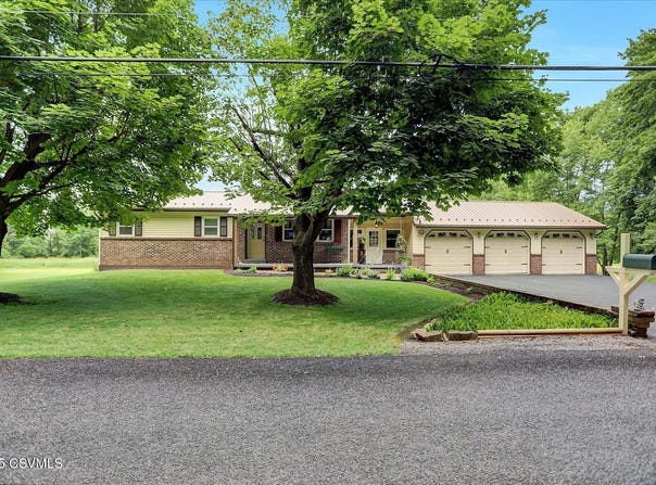 236 COUP Road, Milton, PA 17847