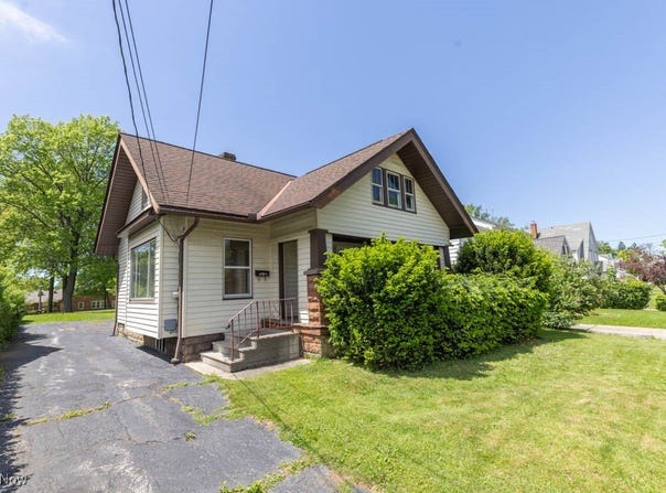 1368 Irene Road, Lyndhurst, OH 44124