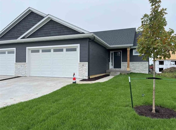 55 Kinsey Street, NorthLiberty, IA 52317
