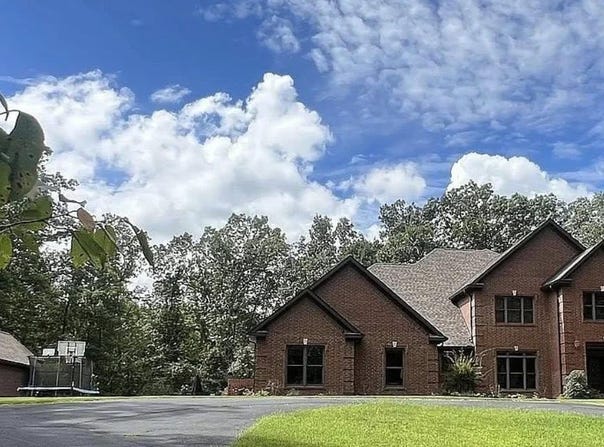 847 Woodland Hills Drive, Mountain View, AR 72560