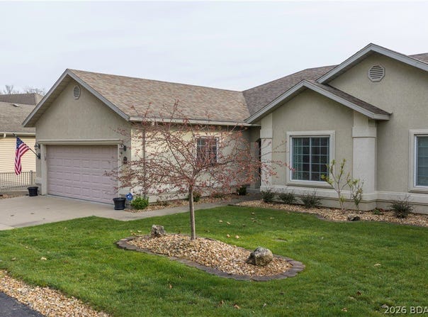 602 Waterford Circle, Eldon, MO 65026
