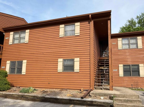 9607 S Lake Ridge Drive, Bloomington, IN 47401