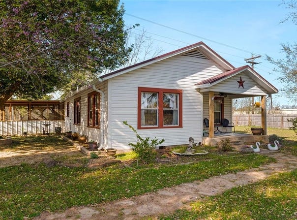 5249 State Hwy 11, Winnsboro, TX 75494
