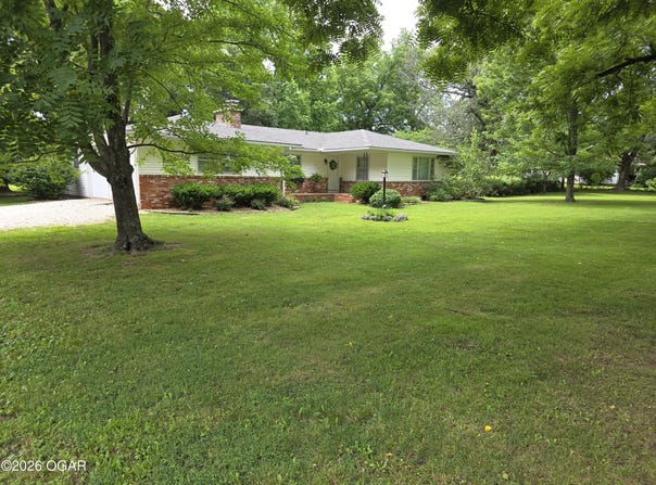 921 State Hwy 97, Pierce City, MO 65723