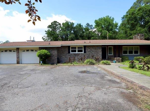 805 Mcrae Road, Camden, SC 29020