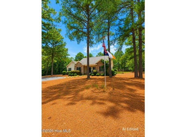 124 Lancashire Lane, West End, NC 27376