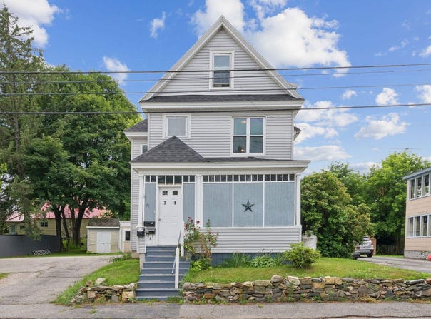 71 Warren Avenue, Lewiston, ME 04240