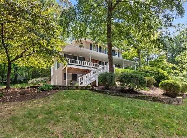 426 Lakewood Drive, Wilkesboro, NC 28697