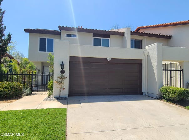 833 Shadow Lake Drive, Thousand Oaks, CA 91360