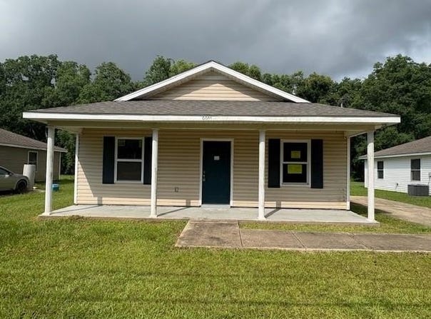 6644 Belwood Drive E, Theodore, AL 36582