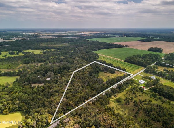 310 E RIVER Road, East Palatka, FL 32131
