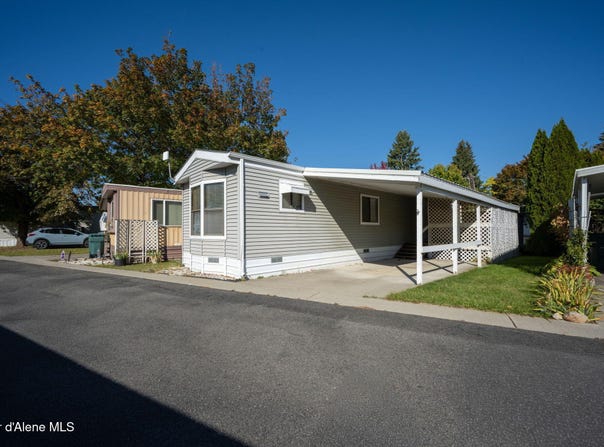 900 N Idaho St, Post Falls, ID 83854
