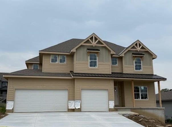 3 BAYBERRY Circle, COUNCIL BLUFFS, IA 51503