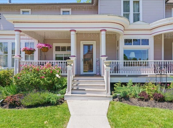 461 Fifth Street, Manistee, MI 49660