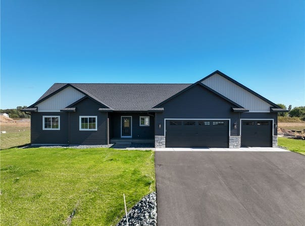 6565 Aries Court, Eau Claire, WI 54701