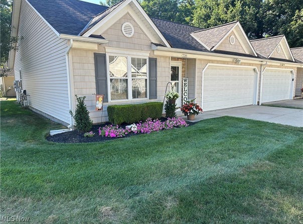 728 Rivers Edge Lane, Painesville, OH 44077