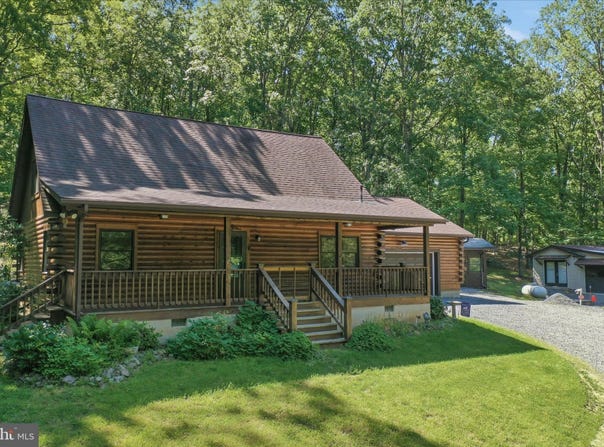 762 ROLLING ACRES Drive, OLD FIELDS, WV 26845