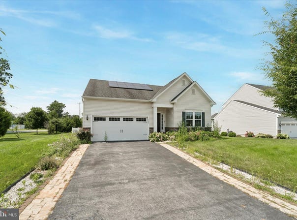 700 W CHESTNUT STREET, COATESVILLE, PA 19320