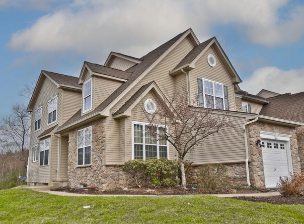 1731 Big Ridge Drive, East Stroudsburg, PA 18302