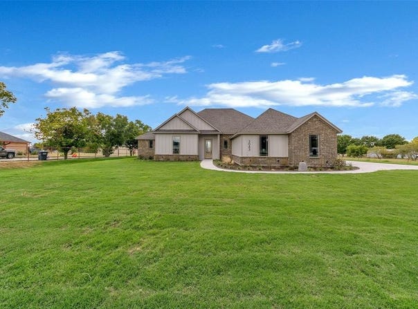 3043 Sunrise Trail, Weatherford, TX 76088