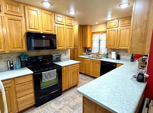 407 Bonner, Stratton, NE 69043