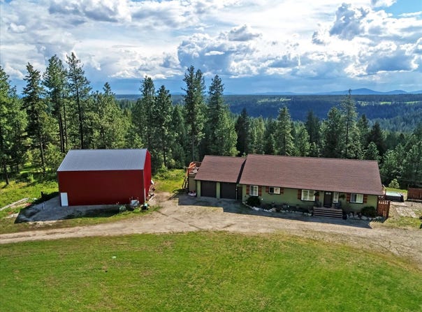 704 Mccammon Rd, Elk, WA 99009