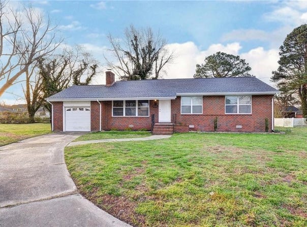 10 Whipple Drive, Hampton, VA 23663