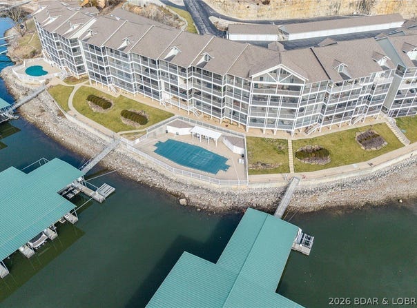 140 Windgate Drive, Sunrise Beach, MO 65079