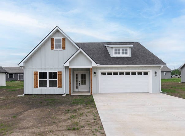 512 Catalpa St, Independence, KS 67301