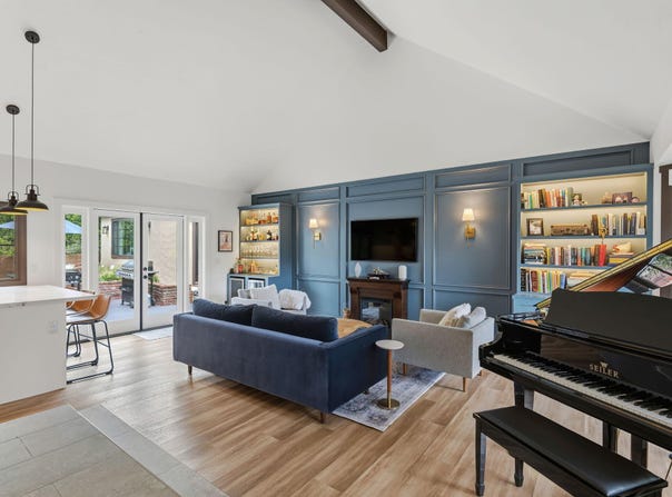 1504 Live Oak Lane, SANTA BARBARA, CA 93105