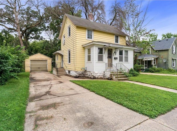 208 12th Street SE, Austin, MN 55912