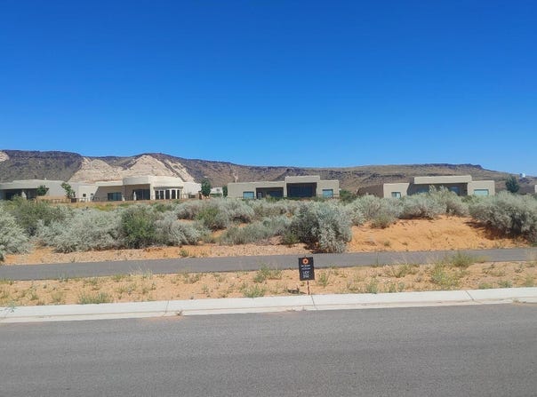 Johnson Arch Dr, St George, UT 84770