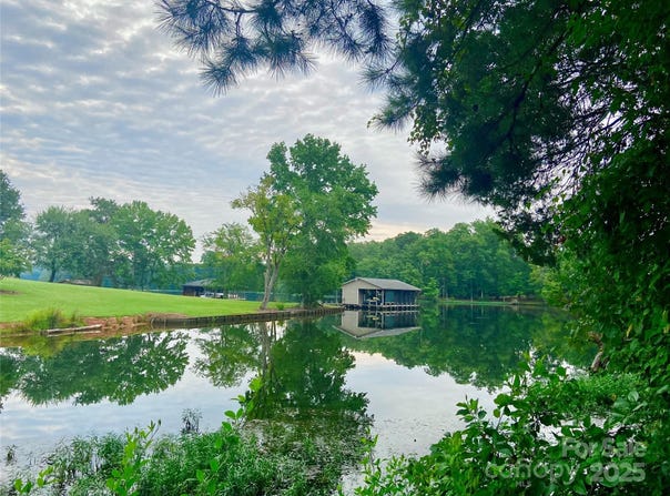 15186 Cove Point Lane unit: 2, Norwood, NC 28128