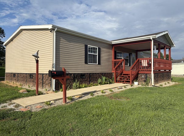 66 Garden Drive, Flat Lick, KY 40935