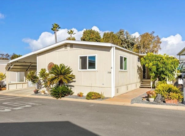 7318 San Luis Street, Carlsbad, CA 92011