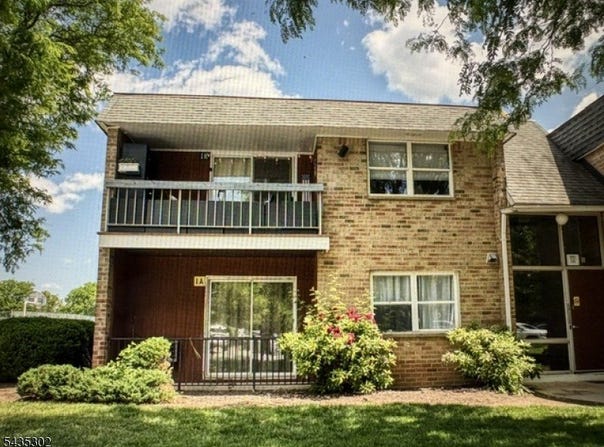 808 Eves Dr, Hillsborough Twp., NJ 08844-4996