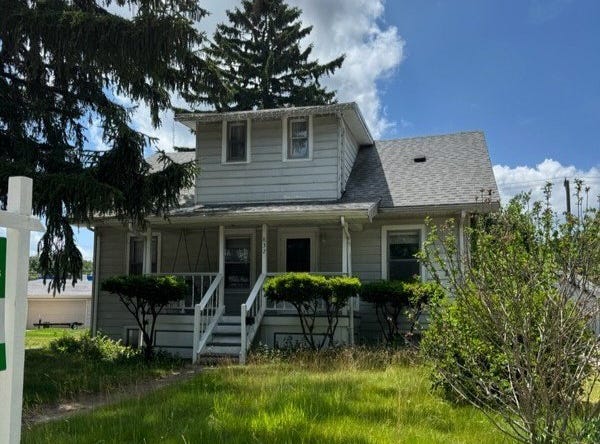 832 Fulton Avenue, Winthrop Harbor, IL 60096