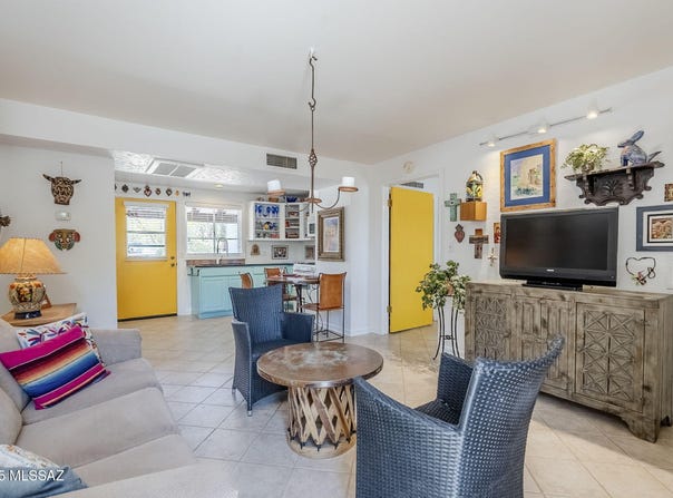 344 S Paseo Sarta, Green Valley, AZ 85614