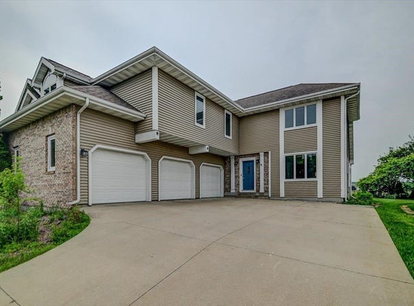 8423 Elderberry Road, Madison, WI 53717