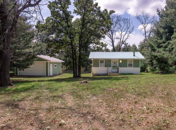 1819 Castlewood Road, Friendship, WI 53934