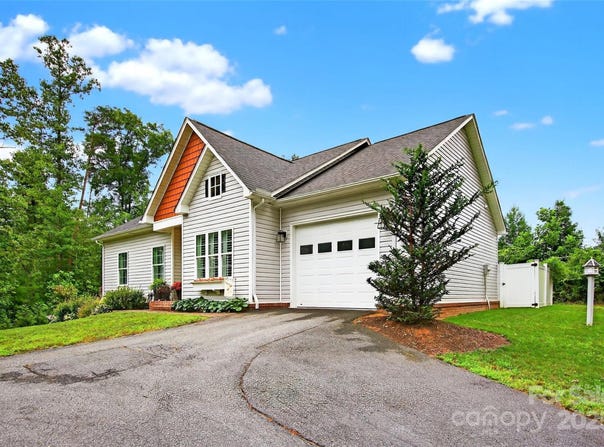 3620 Lake Drive, Morganton, NC 28655