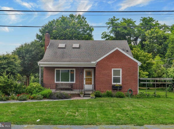 867 ELM STREET, BRESSLER, PA 17113