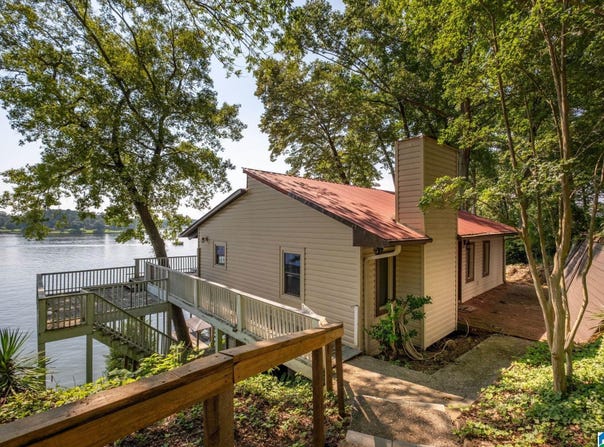 417 SUNSET DRIVE, TALLADEGA, AL 35160
