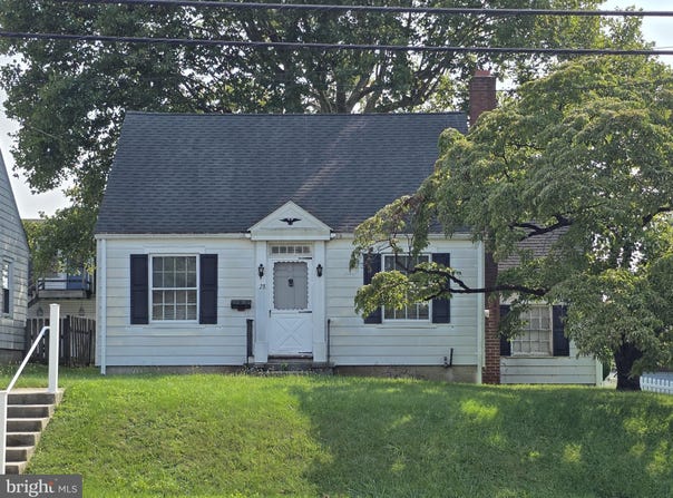 428 MAIN Street, AKRON, PA 17501